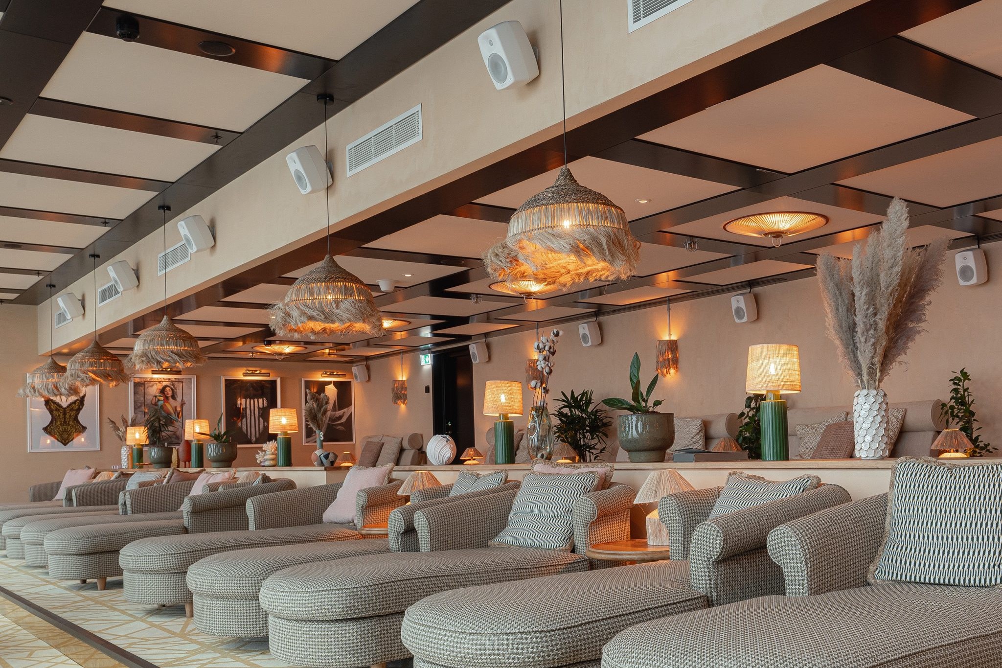 Genelec av inst 426 1 2048x1463